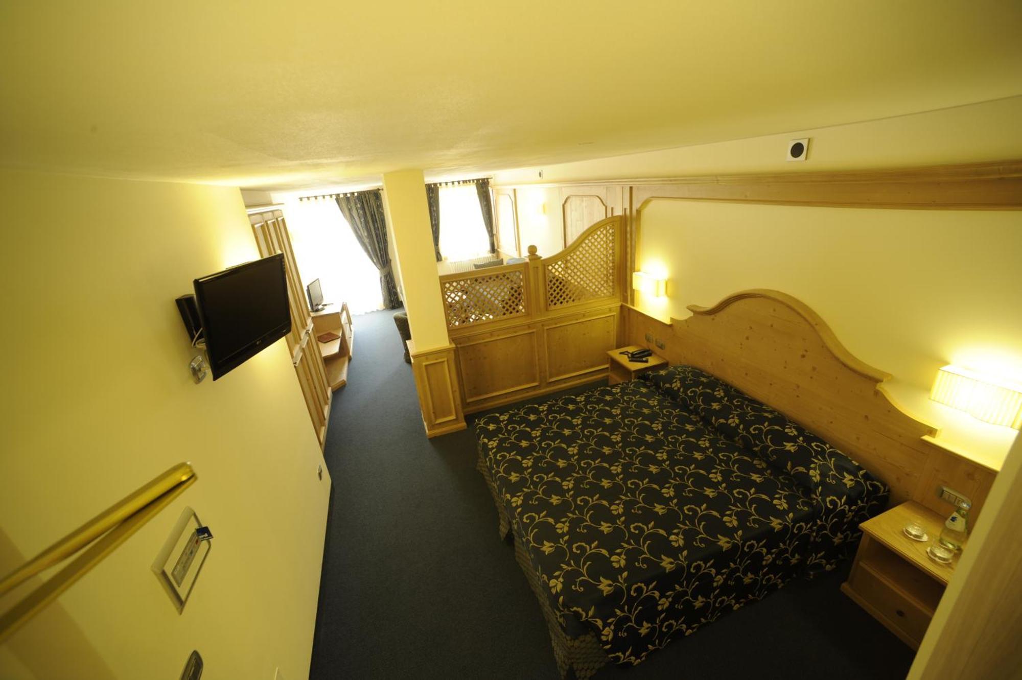 Family Hotel Andes - Only For Family Vigo di Fassa Ngoại thất bức ảnh