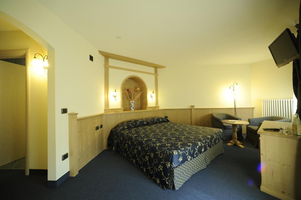 Family Hotel Andes - Only For Family Vigo di Fassa Phòng bức ảnh